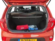 Kia Picanto 1.0i DynamicLine 1e Eigenaar | Dealer onderhouden | Camera | Apple Carplay & Android Auto | Metallic lak | Lichtmetalen velgen | Fabrieksgarantie | NAP