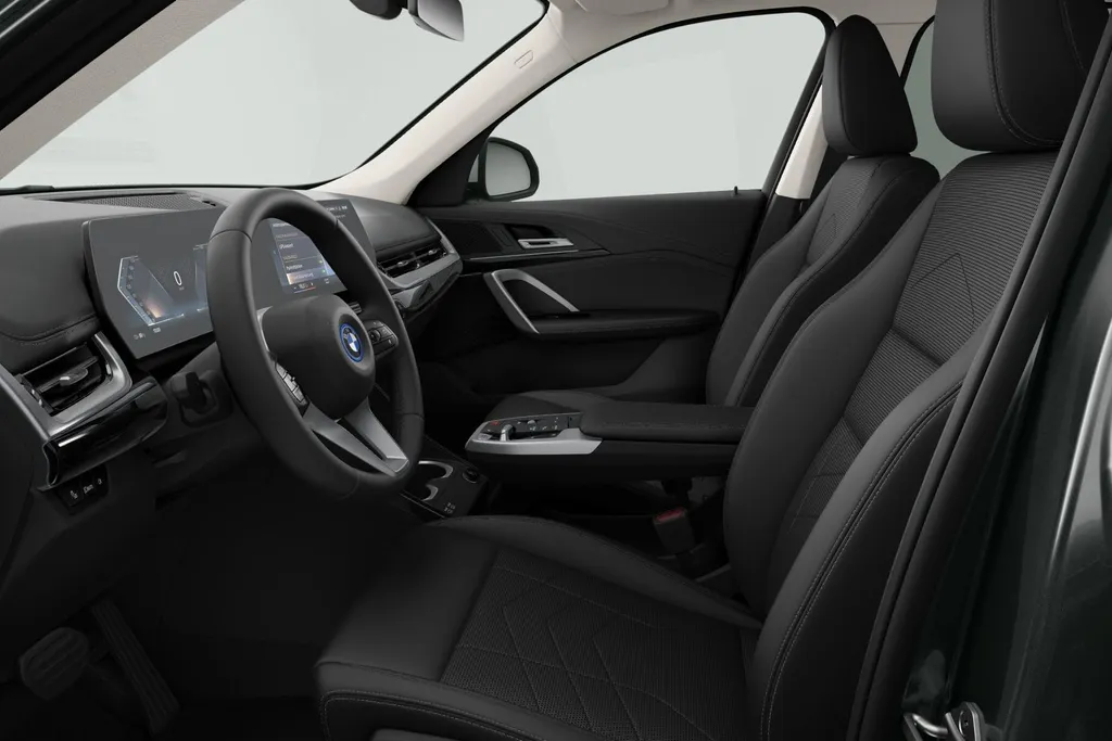 BMW iX1 xDrive30 Launch Edition