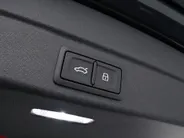 Audi A6 Avant S edition Comp 367 PK S-tronic e-hybrid quattro · MIDNIGHT GREEN · 360 Camera · Servosluiting · Panoramadak · Bang & Olfusen · Elek. Stuurkolom · Bijrijder Scherm · Stoelverwarming V + A · 21'' Inch · Garantie t/m 03-03-2028