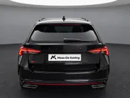 Škoda Octavia Combi 1.4 TSI 245pk DSG RS iV PHEV Business · SOH 94,5% · Camera · Wegklapbare Trekhaak · Elek. Voorstoelen · Stoelverwarming V+A · 19'' Inch · Apple/Android Car Play ·