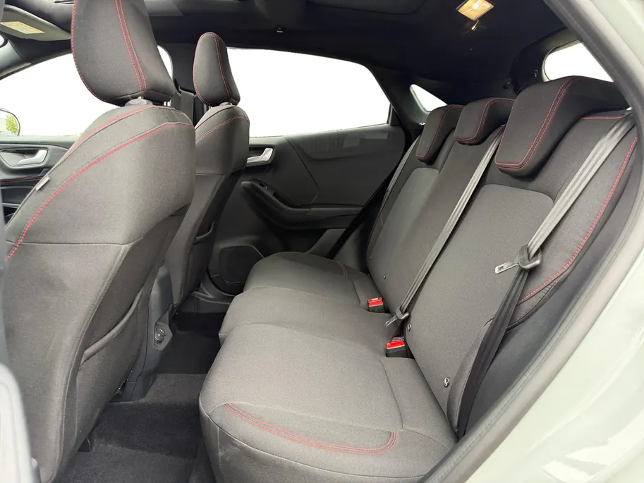 Ford Puma 1.0 EcoBoost Hybrid ST-Line | Automaat | Pano dak | Adapt. Cruise control | BLIS | Elektr. achterklep | Winter pack | Parkeersensoren voor en achter | 360 graden camera | Draadloos opladen mobiel | Fabrieksgarantie |