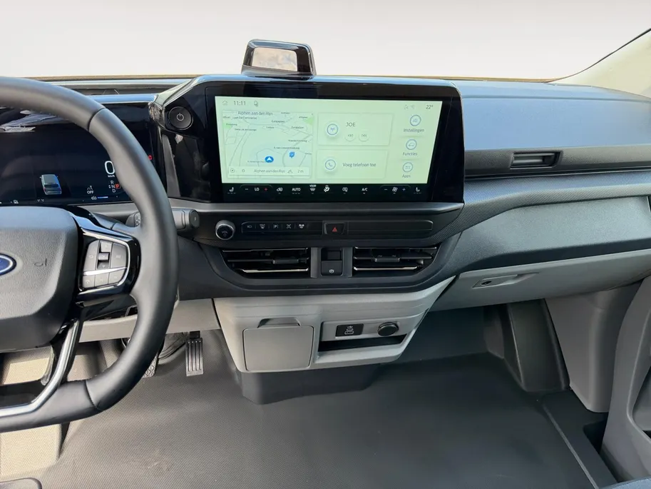 Ford E-Transit Custom 340 L2H1 Limited 71 kWh | Direct Leverbaar | 0,99% Financiering | 352km WLTP Rijbereik | AGR-Stoelen | Driver assistance pack ultimate | 17inch lichtmetalen velgen | Laadvloer bescherming