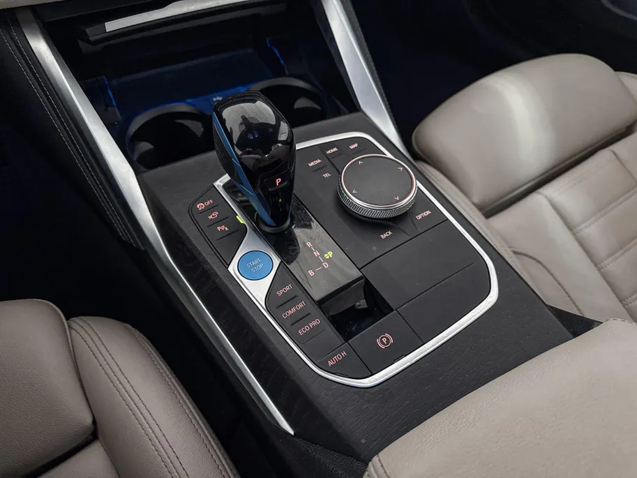 BMW i4 eDrive40 High Executive 84 kWh