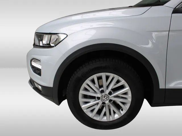 Volkswagen T-Roc 1.5 TSI Style Navigatie | Inklapbare spiegels | Climate Control | Privacy Glass