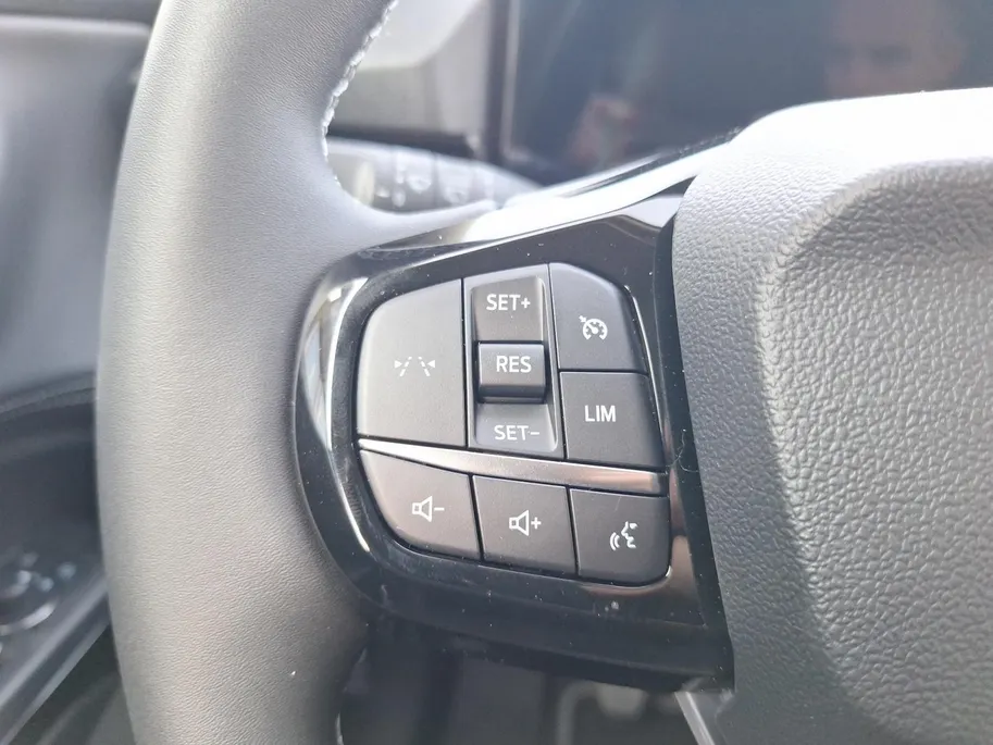 Ford Puma 1.0 EcoBoost Hybrid Titanium | !gratis upgrade naar automaat! | Winterpack | Comfortpack | El. Achterklep | Camera | Navigatie | Led verlichting | Keyless entry | 17' Lichtmetaal | Climate Control | Nieuw te bestellen! |