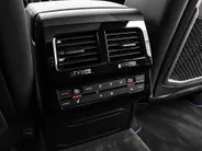 Volkswagen Touareg 3.0 TSi 462pk DSG eHybrid 4MOTION R · SOH 96.9% · Panoramadak · 360 Camera · Luchtvering · Wegklapbare Trekhaak · Stoelventilatie · Elek. Voorstoelen · 21'' Inch ·