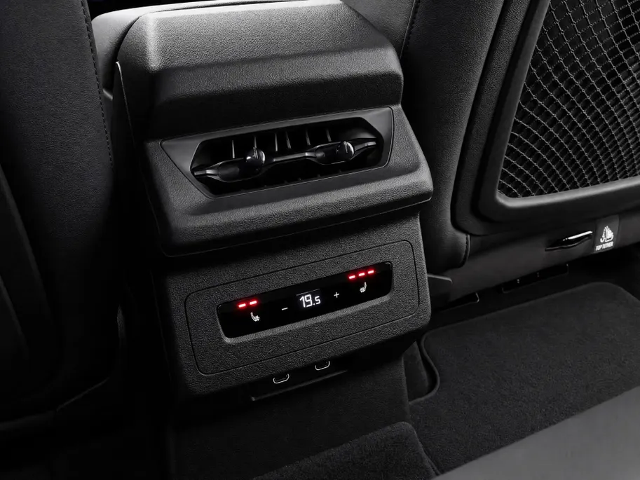Audi Q6 e-tron Sportback S edition performance 100 kWh 306pk · SOH 97,5% · Panoramadak · 360 Camera · Wegklapbare Trekhaak · Bang & Olufsen · Leder · Warmtepomp · Head-Up · 20'' Inch · Garantie t/m 17-09-2030 of 100.000km