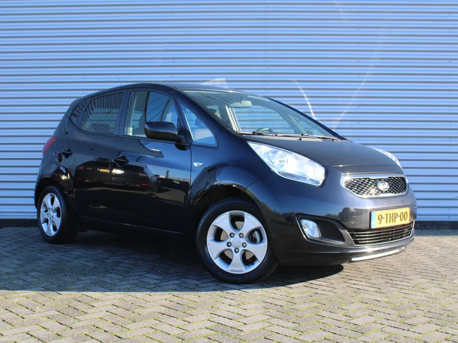 Kia Venga 1.6 CVVT 20th Anniversary | Airco | Navi | Cruise | Camera | 16' LM | All season banden | Dealeronderhouden |