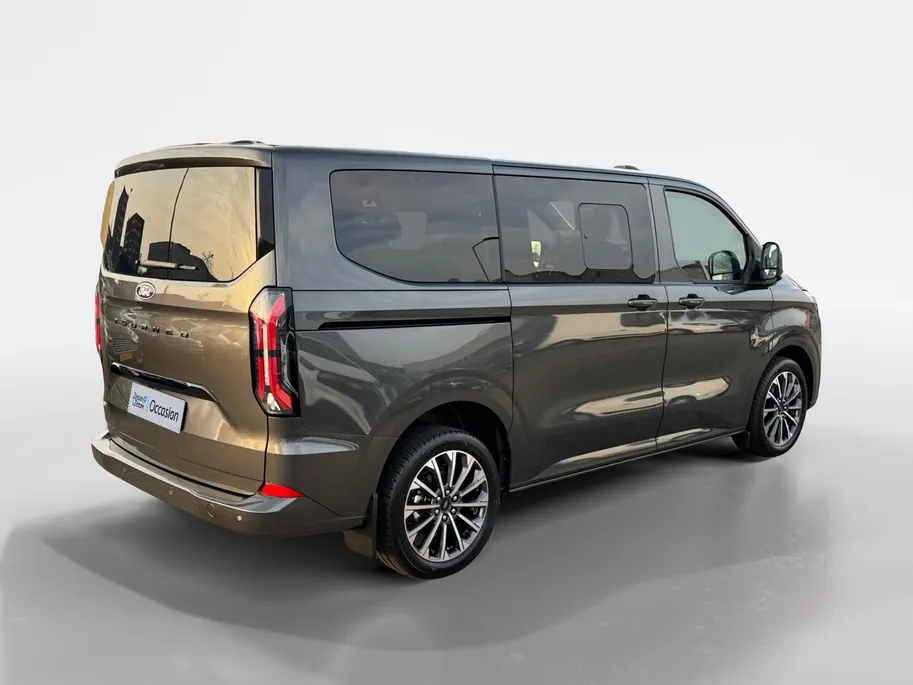 Ford Tourneo Custom 340 2.5 PHEV L1H1 Titanium X 8 persoons | Automaat | B&O Audio | Lederen bekleding | Achterklep | Matrix koplampen | Navigatie