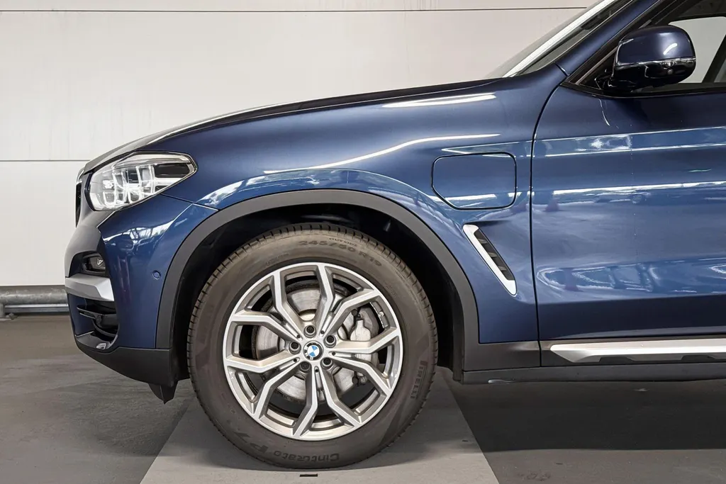 BMW X3 xDrive30e Business Edition Plus