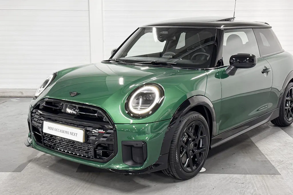 MINI Cooper 3-deurs Cooper C John Cooper Works M