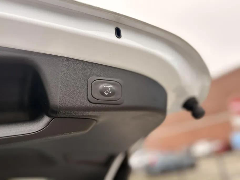 Ford Focus Wagon 1.5 EcoBoost Automaat Vignale I WINTER PACK I DRIVER ASSISTANCE PACK I MATRIX LED-KOPLAMPEN I APPLE CARPLAY / ANDROID AUTO I B&O SOUNDSYSTEM I