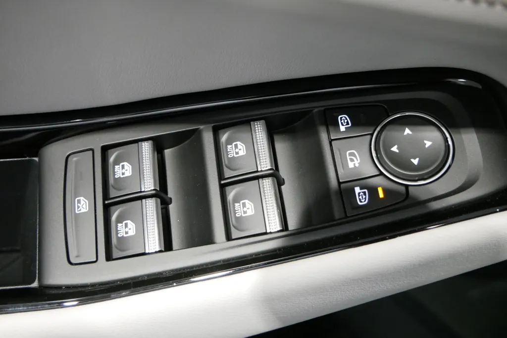 Renault Espace E-Tech full hybrid 200 iconic 5p. | Profiteer nu van €4.000,- Zeeuw & Zeeuw voorraadkorting | Harman Kardon | SolarBay panoramadak | Uit voorraad leverbaar op = op |