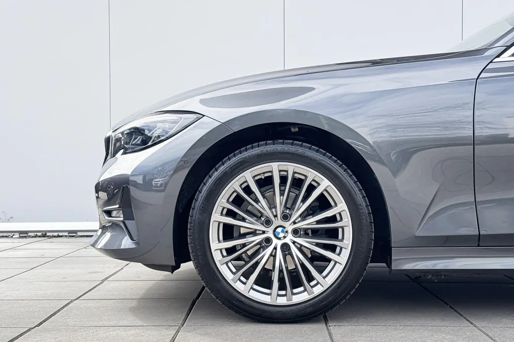 BMW 3 Serie Sedan 318i