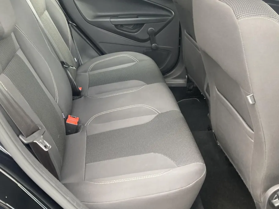 Ford Fiesta 1.0 EcoBoost 100 pk Titanium Navi - voorruitverwarming - cruise control - distributieriem vervangen