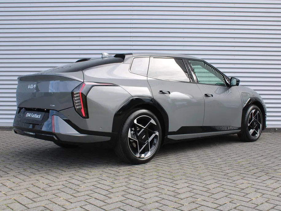 Kia EV4 Fastback GT-PlusLine 81.4 kWh | Nieuw | Direct leverbaar | Actieradius tot 612 km (WLTP) | Prijs is incl. inruilvoordeel | 18% bijtelling |