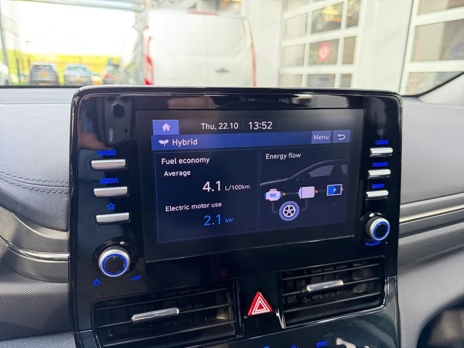 Hyundai IONIQ 1.6 GDi Hybrid i-Motion | Nette auto | Dealer onderhouden | Achteruitrijcamera | Apple CarPlay & Android Auto | Climate control |