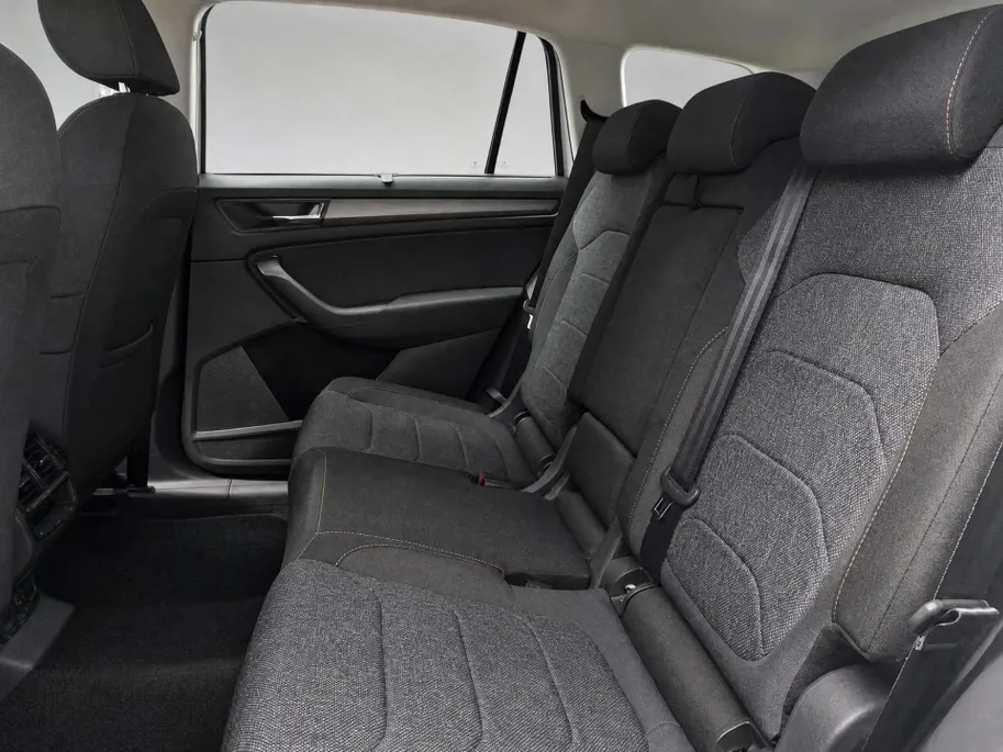 Škoda Kodiaq 1.5 TSI 150pk DSG Business Edition · Trekhaak · Camera · Apple/Android Car Play · Navigatie · Stoel-& Stuurverwarming · 19'' Inch ·