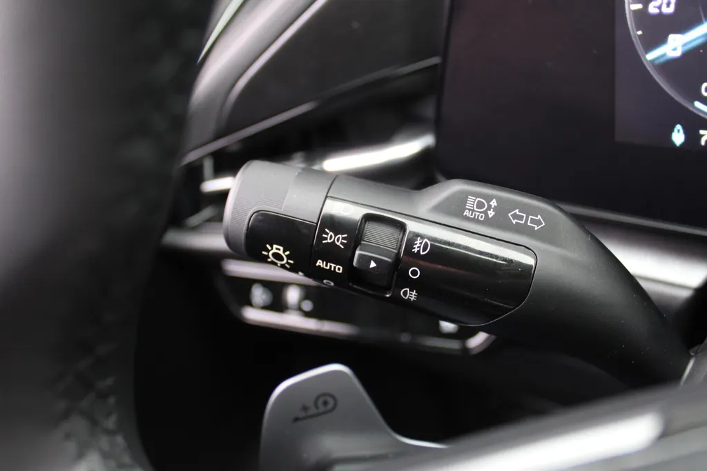 Kia Niro EV DynamicLine 64.8 kWh | Navi | Airco | Cruise | Camera | 17' LM |