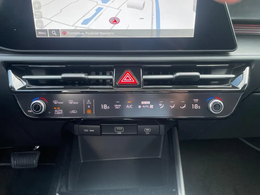 Kia Niro 1.6 GDi Hybrid DynamicPlusLine | Navigatie | Climate control | Leren bekleding | Stoel +Stuur verwarming | Elektrische achterklep