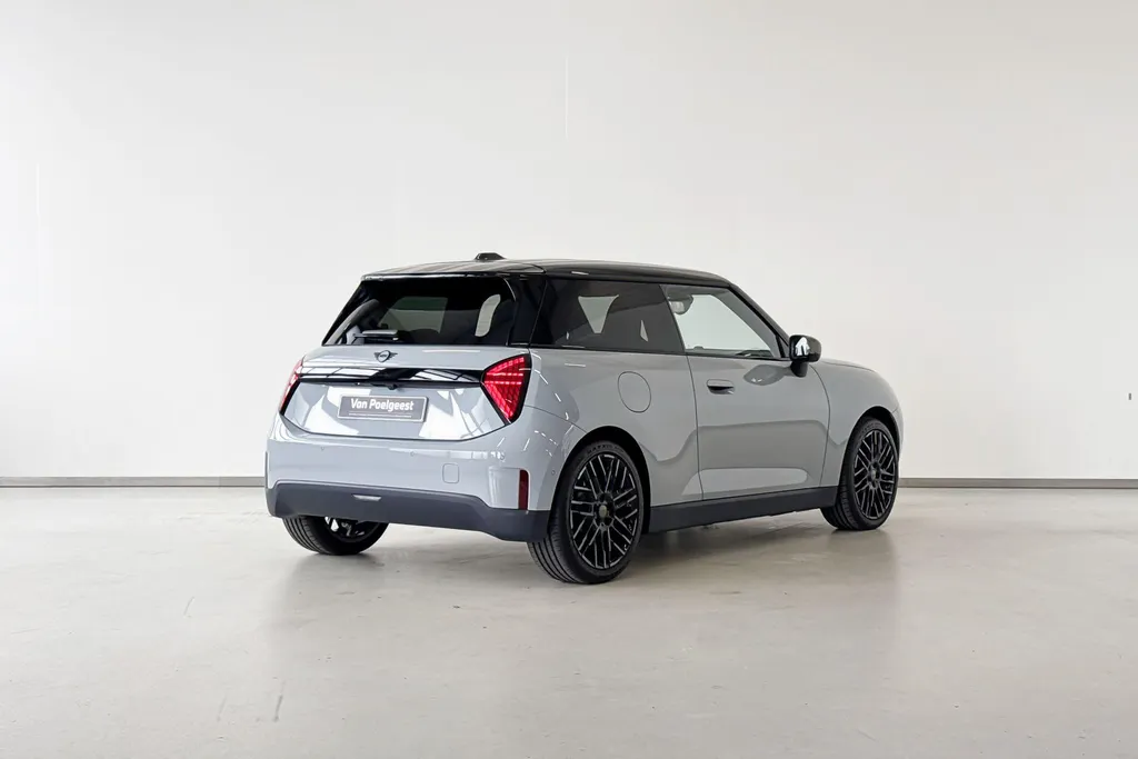 MINI Cooper 3-deurs Electric Cooper SE Paul Smith Ed. XL 54.2 kWh