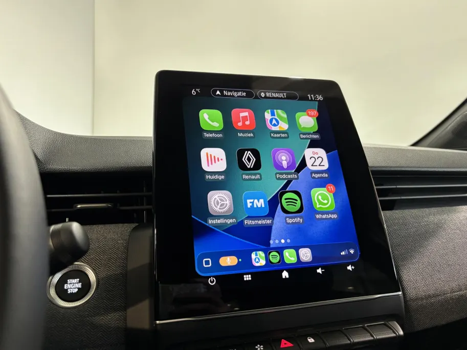 Renault Clio 145PK E-Tech Full Hybrid Techno Automaat | Digital Cockpit | 9,3' Navi | Climate Control | Apple CarPlay/Android Auto | Camera | Cruise Control | Armsteun | Lichtmetalen Velgen |