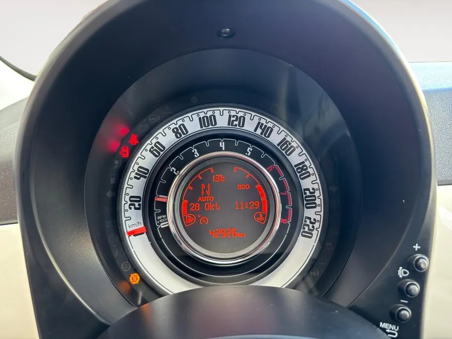 Fiat 500C 0.9 TwinAir Turbo Lounge | Panoramadak | Bluetooth | Parkeersensoren | Navigatie