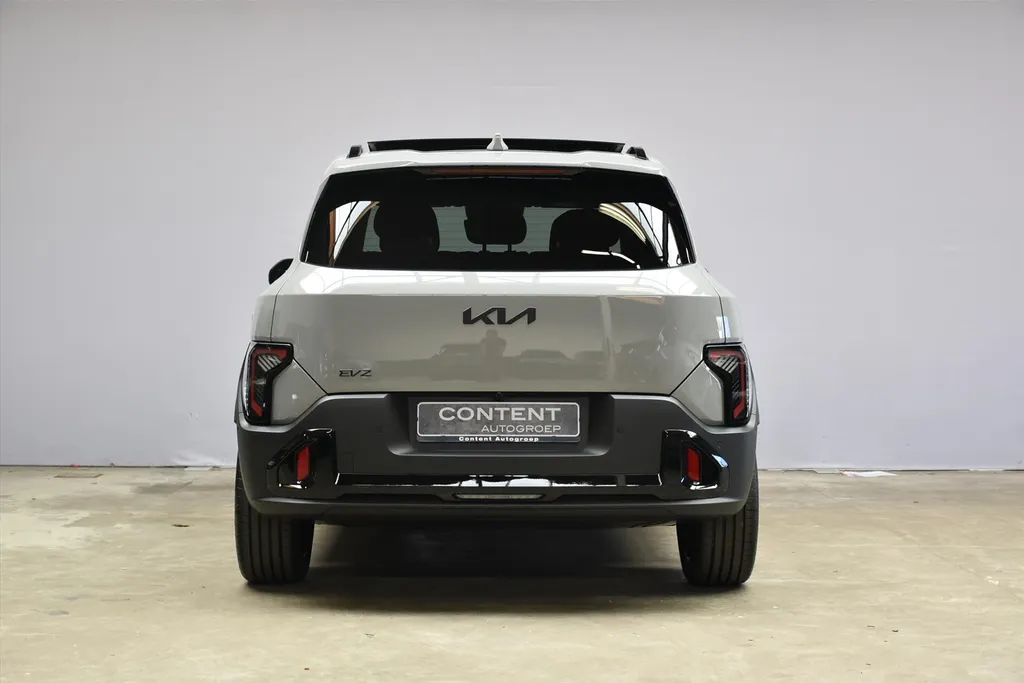 Kia EV2 61 kWh 135pk (5-zits) Black-Line
