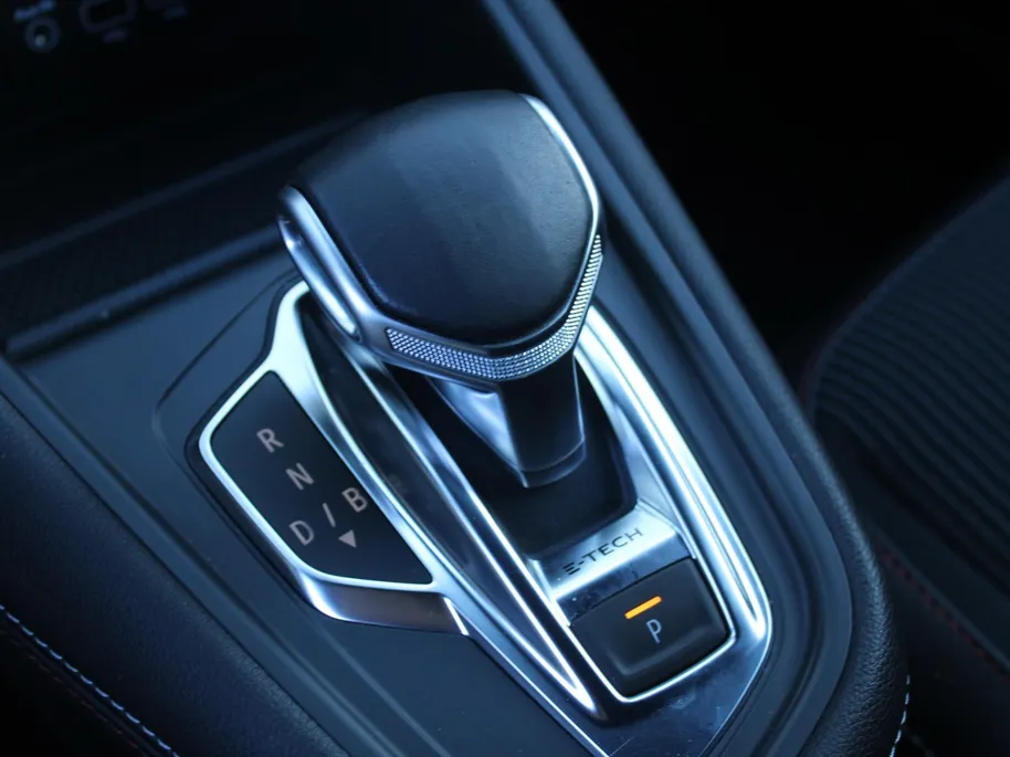 Renault Captur 1.6 E-Tech Hybrid 145 R.S. Line Automaat | Navi | Camera | Keyless | Trekhaak |
