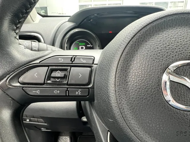 Mazda 2 Hybrid 1.5 Select AUTOMAAT | TREKHAAK | FULL HYBRID | A.CAMERA | HEAD-UP DISPLAY | STOEL- en STUURVERWARMING | APPLE CARPLY/ANDROID AUTO |