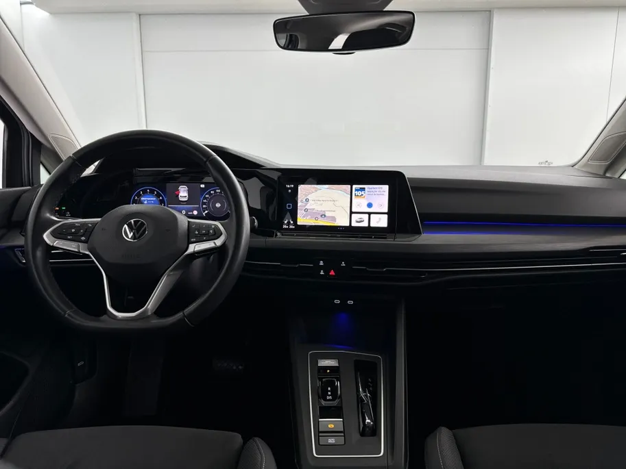 Volkswagen Golf 1.5 eTSI Style DSG Automaat | Panoramadak | Elektrische stoel | Adaptieve Cruise Control