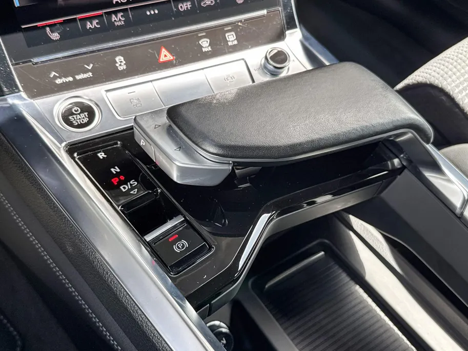 Audi e-tron 55 quattro S edition 95 kWh