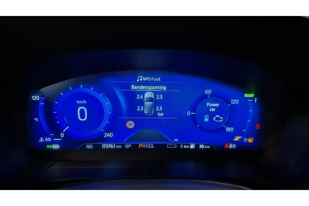 Ford Kuga 2.5 PHEV 225PK ST-Line X | Panoramadak | Trekhaak | Winter Pack | Adap. Cruise | HUD |