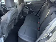 Ford Focus Wagon 1.0 EcoBoost Hybrid ST Line
