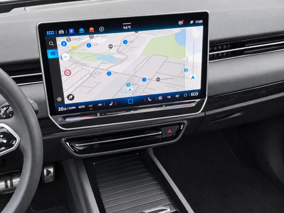 Volkswagen ID.7 Tourer Pro 77 kWh 210kW/286PK · Trekhaak · 360°Camera · Stoel- stuur- & voorruitverwarming · Garantie t/m 16-10-2027