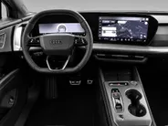 Audi Q4 Q4 S edition performance 82 kWh 286 PK · Trekhaak elek. wegklapbaar · Optiekpakket zwart · Glazen panoramadak