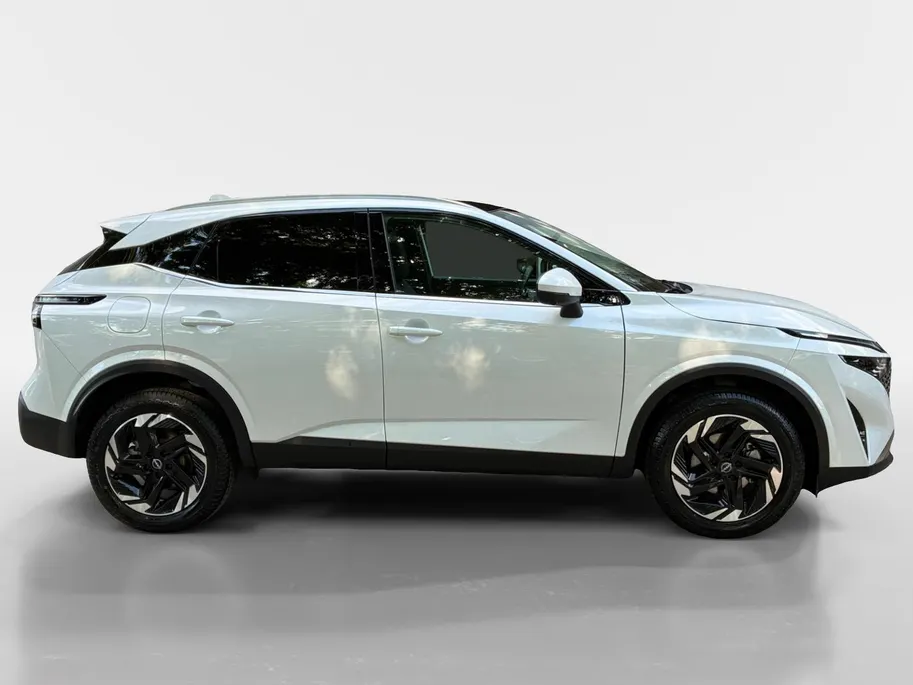 Nissan QASHQAI N Connecta Navi | Pano dak | LM Velgen |
