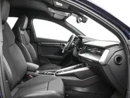 Audi A3 Sportback 35 TFSI 150pk S-tronic S edition · Apple/Android Car Play · Navigatie · Elek. Achterklep · P-Sensoren · Cruise Control · Zwart Optiek · 19'' Inch ·