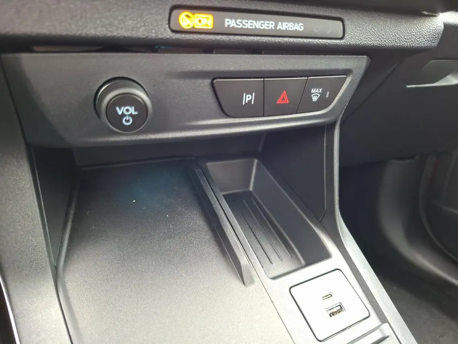 Ford Puma 1.0 EcoBoost Hybrid Titanium | 5.000,- Ready Set Ford Bonus | Gratis automaat t.w.v. 1.500,-! | Winterpack | Camera | Apple Carplay&Android Auto | Led koplampen | Climate Control | Cruisecontrol |
