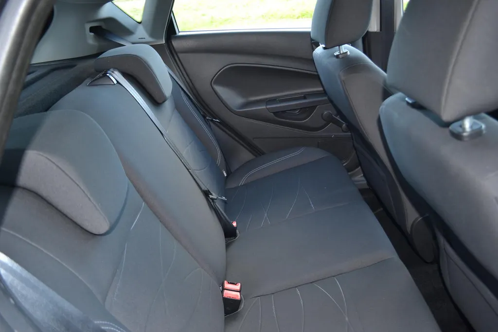 Ford Fiesta 1.0 80PK TITANIUM|22.729KM|AIRCO|CRUISE