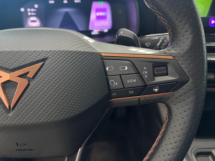 CUPRA Formentor 1.4 TSI | e-HYBRID | BUSINESS ED. | 18'' VELGEN | SPORTSTOELEN |