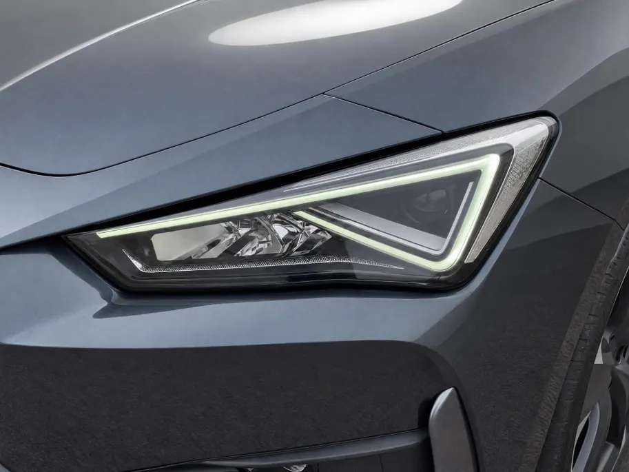 CUPRA Leon 1.4TSIeHybrid 180kW/245PK PHEV VZ · Leder/Stof · Apple/Android Car Play · Stoel- & stuurverwarming