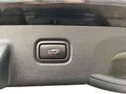 Kia Sportage 1.6 T-GDi Plug-in Hybrid AWD GT-PlusLine | EXCLUSIEVE UITVOERING | APPLE CARPLAY / ANDROID AUTO | PANO | ADAPT. CRUISE | STUUR/STOEL VERWARMING / VERKOELING | NAVI | 360° GRADEN | MEMORY SEATS | KAMELEON TINT |