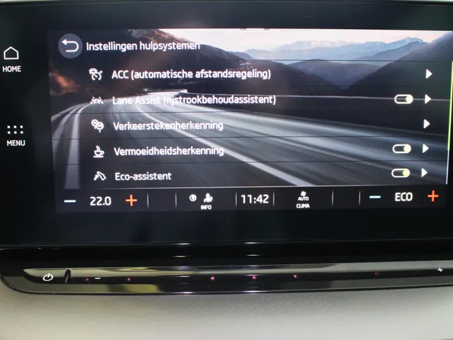 Škoda Octavia Combi 1.4 TSI iV PHEV Bus.Edition | Panoramadak |  Navigatie | PDC + Camera | Trekhaak