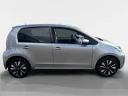 Volkswagen up! 1.0 | Camera | Parkeersensoren | Climate Control | Cruise Control | DAB | Stuurbediening | Bluetooth | Goed Onderhouden