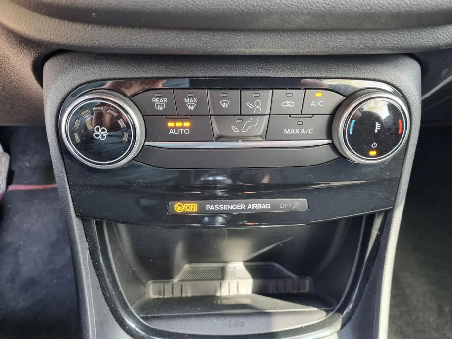 Ford Puma 1.0 EcoBoost Hybrid1 125 pk ST-Line Navigatie - Apple Carplay/ Android Auto - Driver Assistance Pack - Afneembare Trekhaak