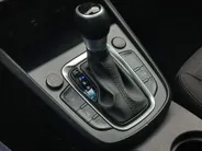 Hyundai Kona Automaat Comfort+ / Navigatie via Carplay / Stoel en stuurverwarming! /