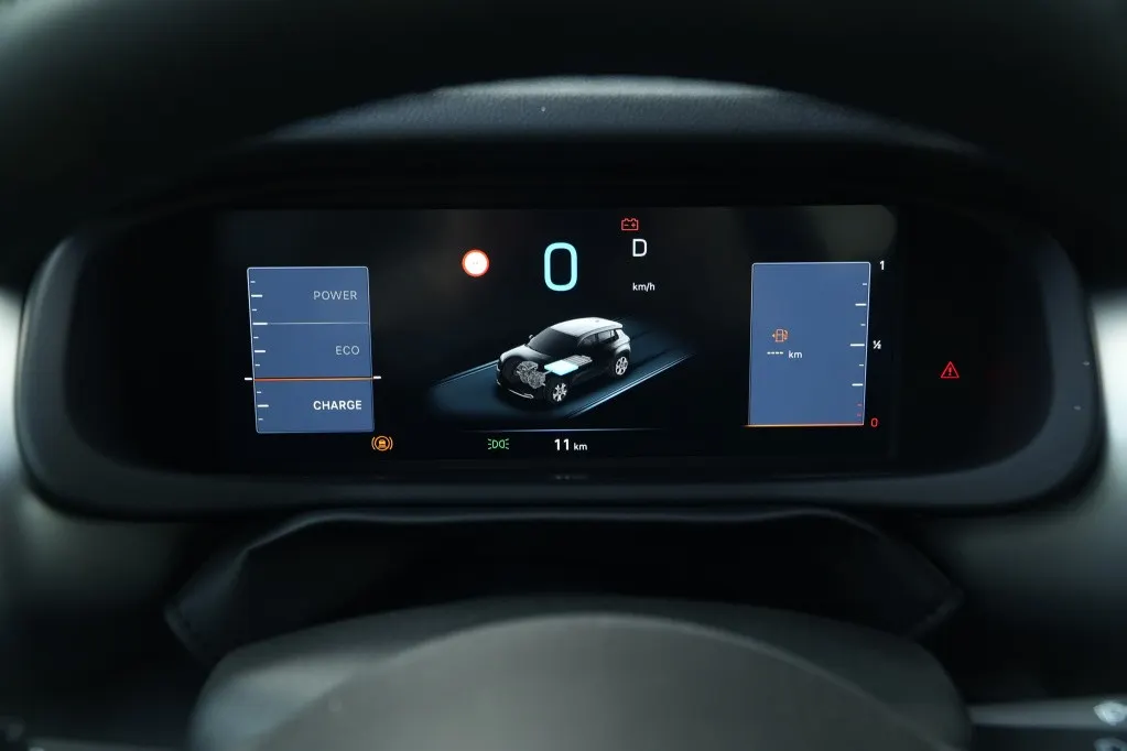 Jeep Avenger 1.2 e-Hybrid Summit | Navi | JBL | Camera | Winter | 18'