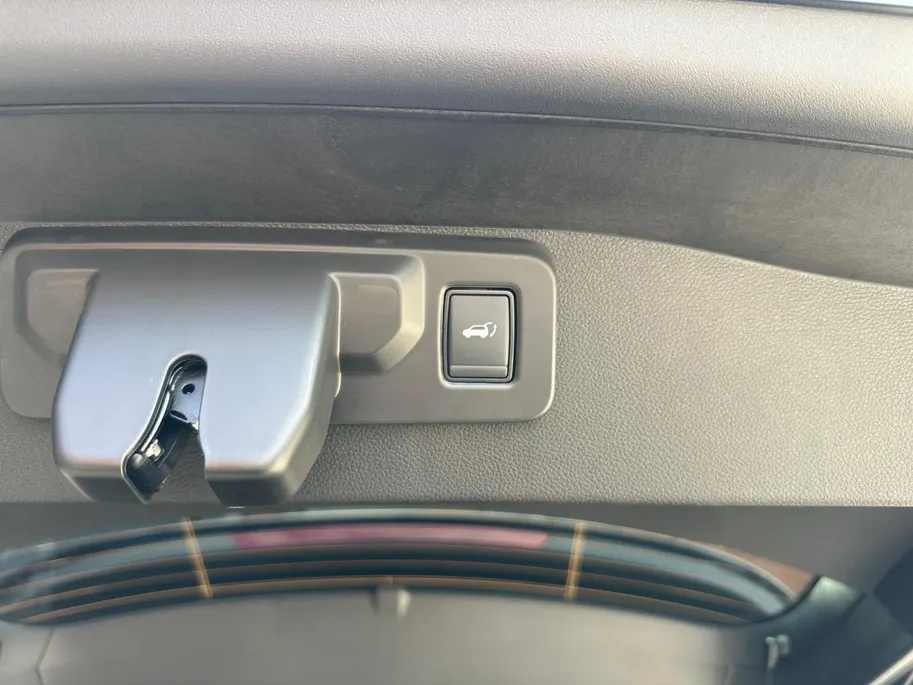 Renault Austral 1.2 E-Tech full hybrid 200 esprit Alpine | Nu Met 5 Jaar Fabrieksgarantie | Direct Leverbaar | Nu Met 4000 euro Voorraadkorting Bij Zeeuw & Zeeuw Renault Naaldwijk |