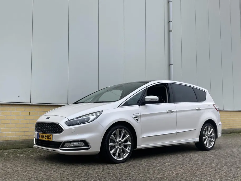 Ford S-Max 2.0 Vignale 7 persoons Lederen bekleding - 7-persoons - Panoramadak - Full Options
